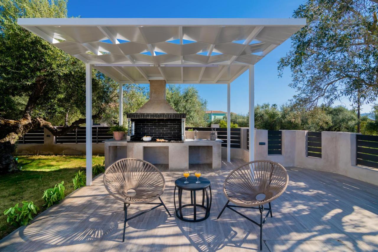 Solis Ortus Villa! Kalamaki  Exterior photo